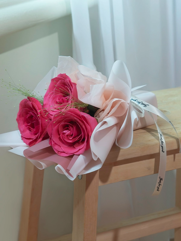 Small Brick Red Flower Bouquet